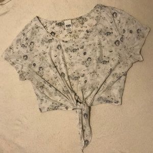 Pink Victoria’s Secret cropped top🎀